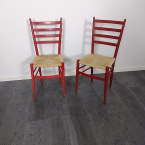 #175 Set Of 2 Red Ladder Back Dining Chairs • Model Spinetto