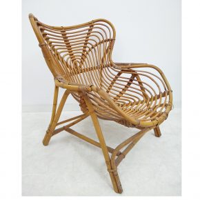 #150 Rattan Lounge Chair