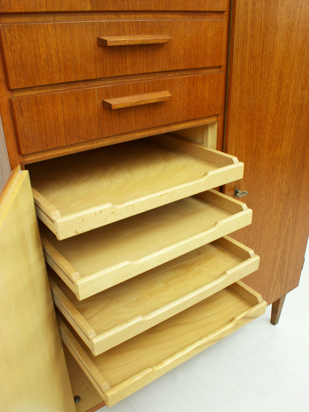 Teak Cupboard Good Old Vintage • Design Furniture from the 50s, 60s