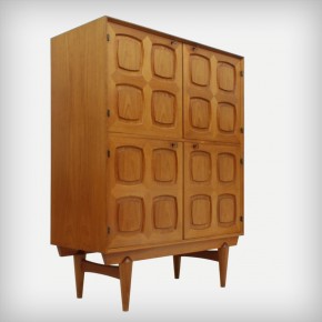 Teak Cupboard • Model FLOR 393