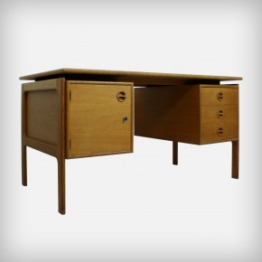 Oakwood Desk