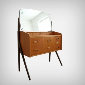 Children's Dressing Table